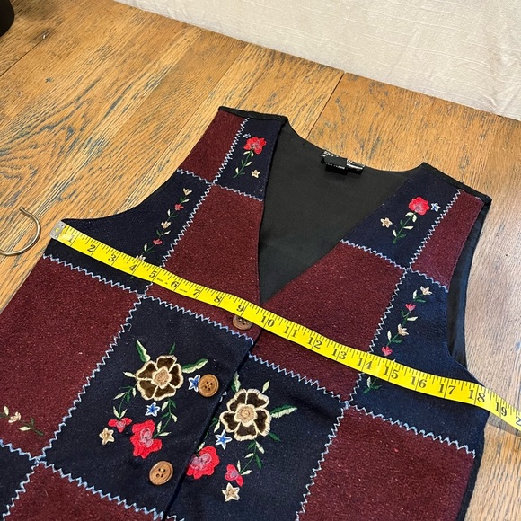 ❤️Wool Patchwork Embroidered Vest - SYMBOL 2000 (Size S)❤️ - Picture 3 of 7